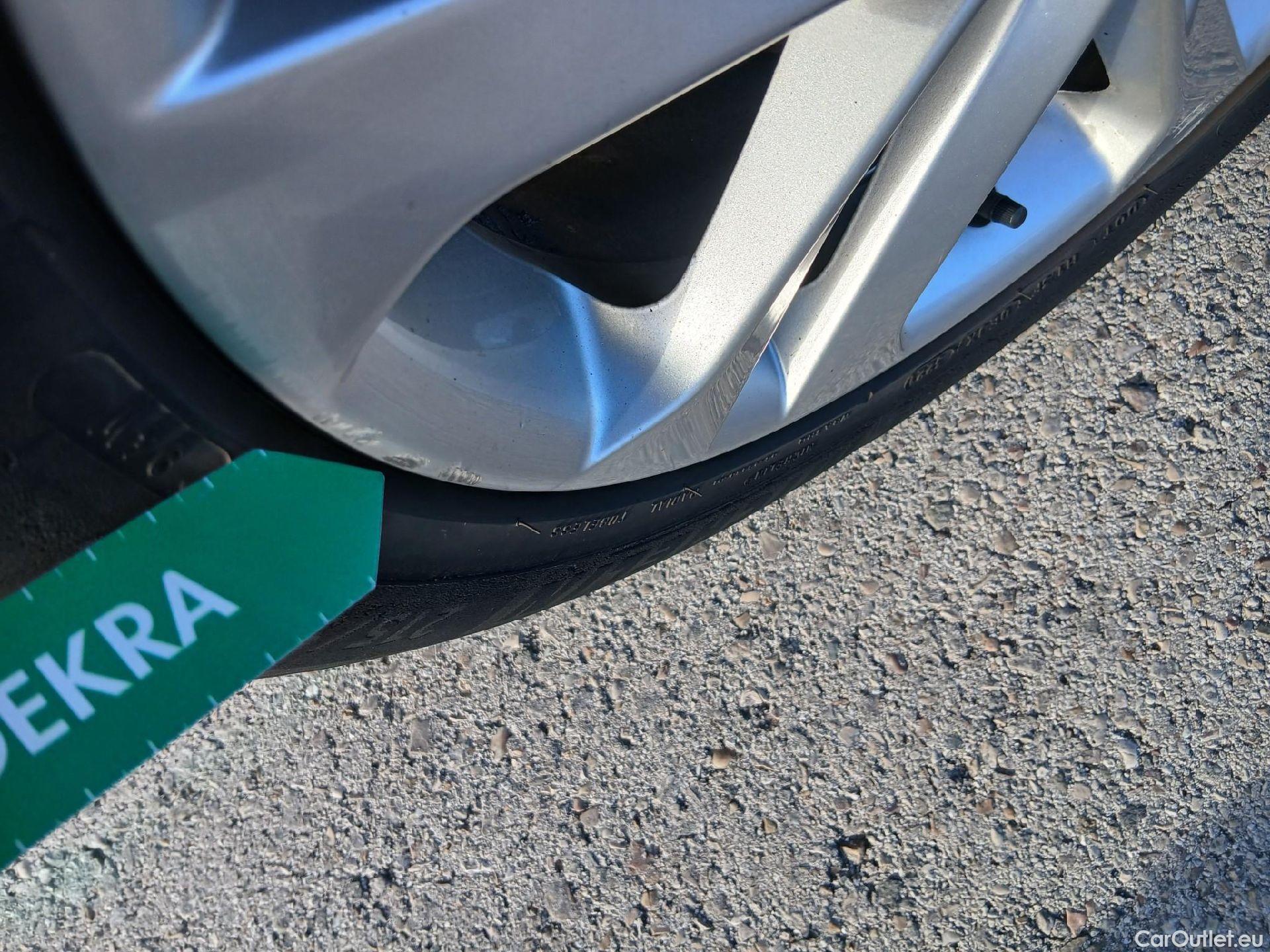  Nissan  Juke NISSAN  / 2014 / 5P / crossover dCi EU6 81 kW (110 CV) 6M/T N-CONNECTA #10