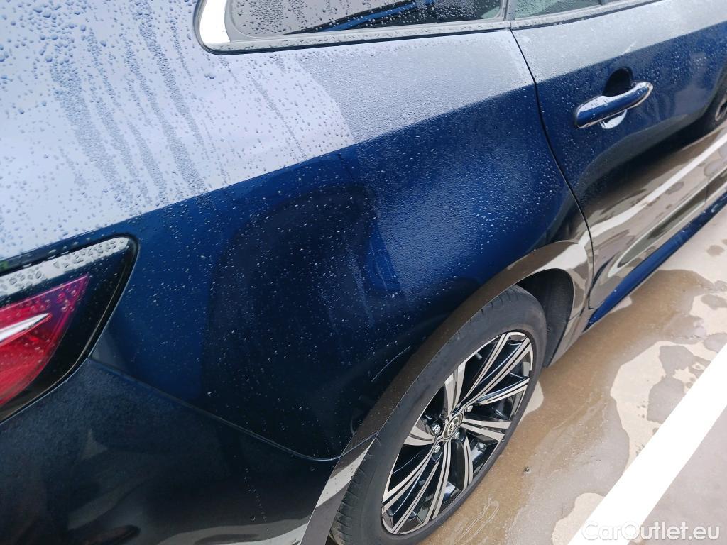  Toyota  Corolla TOYOTA  / 2019 / 5P / familiar 2.0 180H STYLE E-CVT TOURING SPORT #27