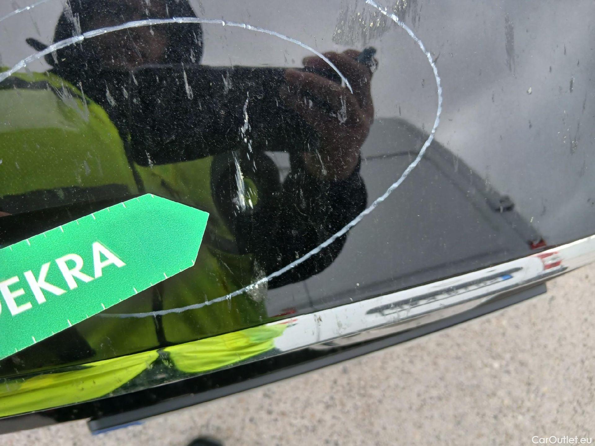  Volvo  XC 40 VOLVO XC40 / 2017 / 5P / todoterreno 1.5 T4 Twin Recharge Inscription Ex Auto #11