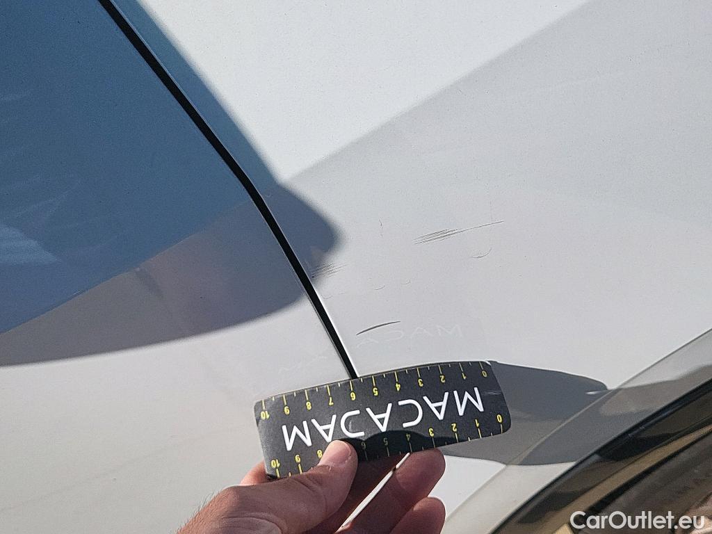  Audi  Q2 AUDI  / 2016 / 5P / todoterreno Design 30 TFSI 85kW (116CV) #17