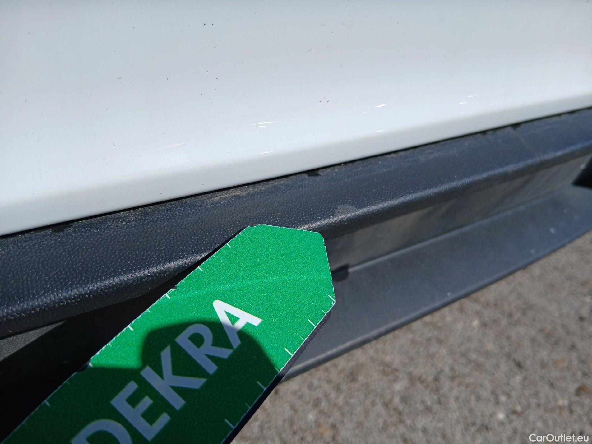  Volkswagen  Polo VOLKSWAGEN  / 2021 / 5P / berlina con portón Life 1.0 TSI 70kW (95CV) #22