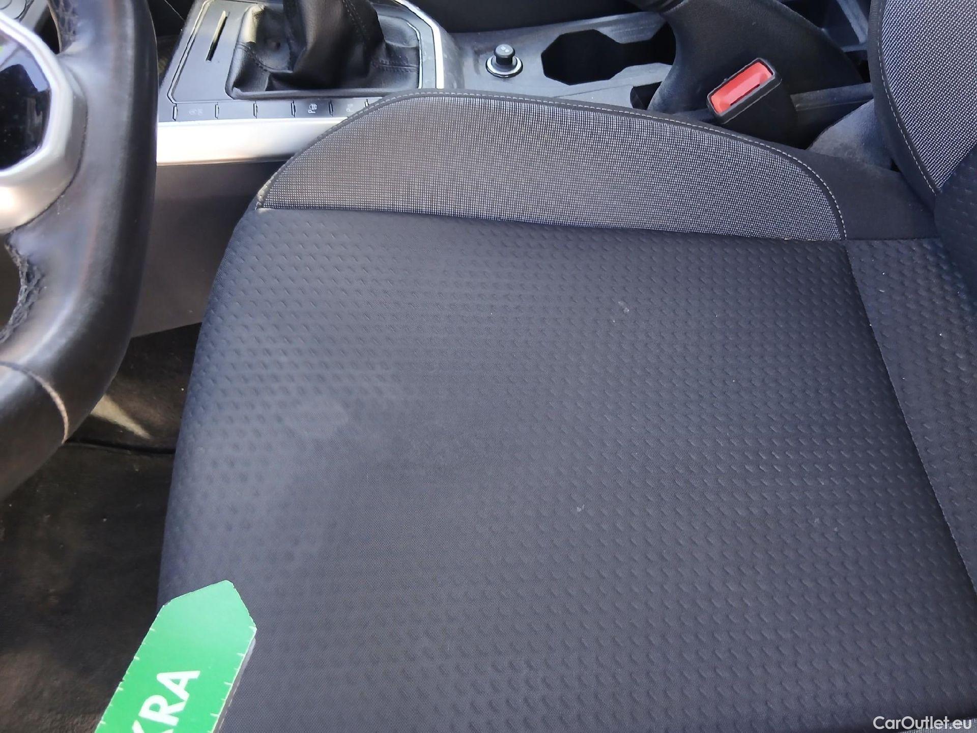  Volkswagen  Polo VOLKSWAGEN  / 2021 / 5P / berlina con portón Life 1.0 TSI 70kW (95CV) #14