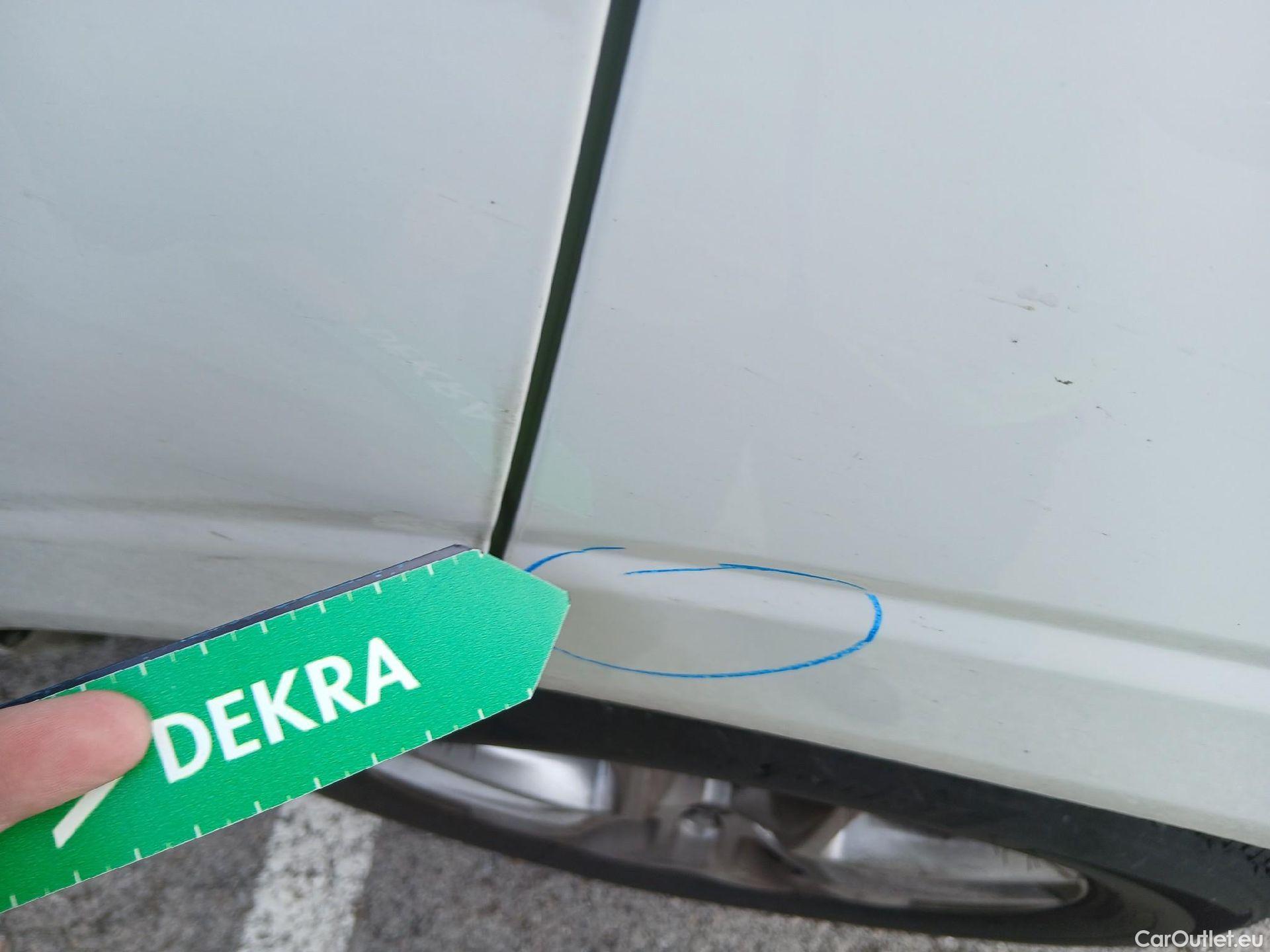  Volvo  XC60 VOLVO  / 2017 / 5P / todoterreno 2.0 B4 D AWD Momentum Pro Auto #5