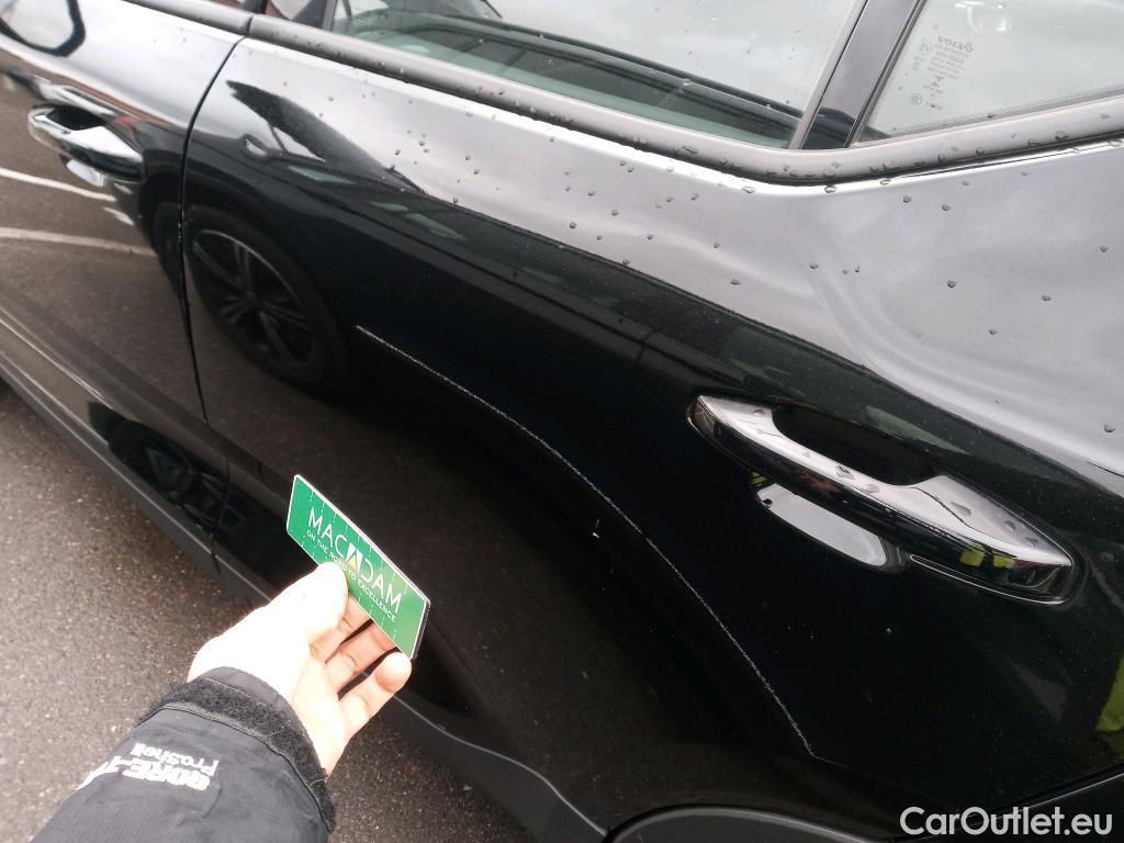  Volvo  XC 40 VOLVO XC40 / 2021 / 5P / todoterreno 1.5 T2 Essential Auto #2