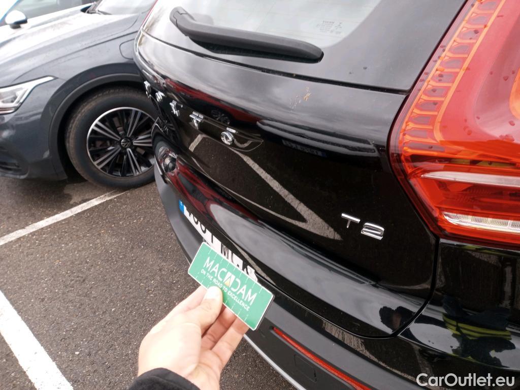  Volvo  XC 40 VOLVO XC40 / 2021 / 5P / todoterreno 1.5 T2 Essential Auto #32