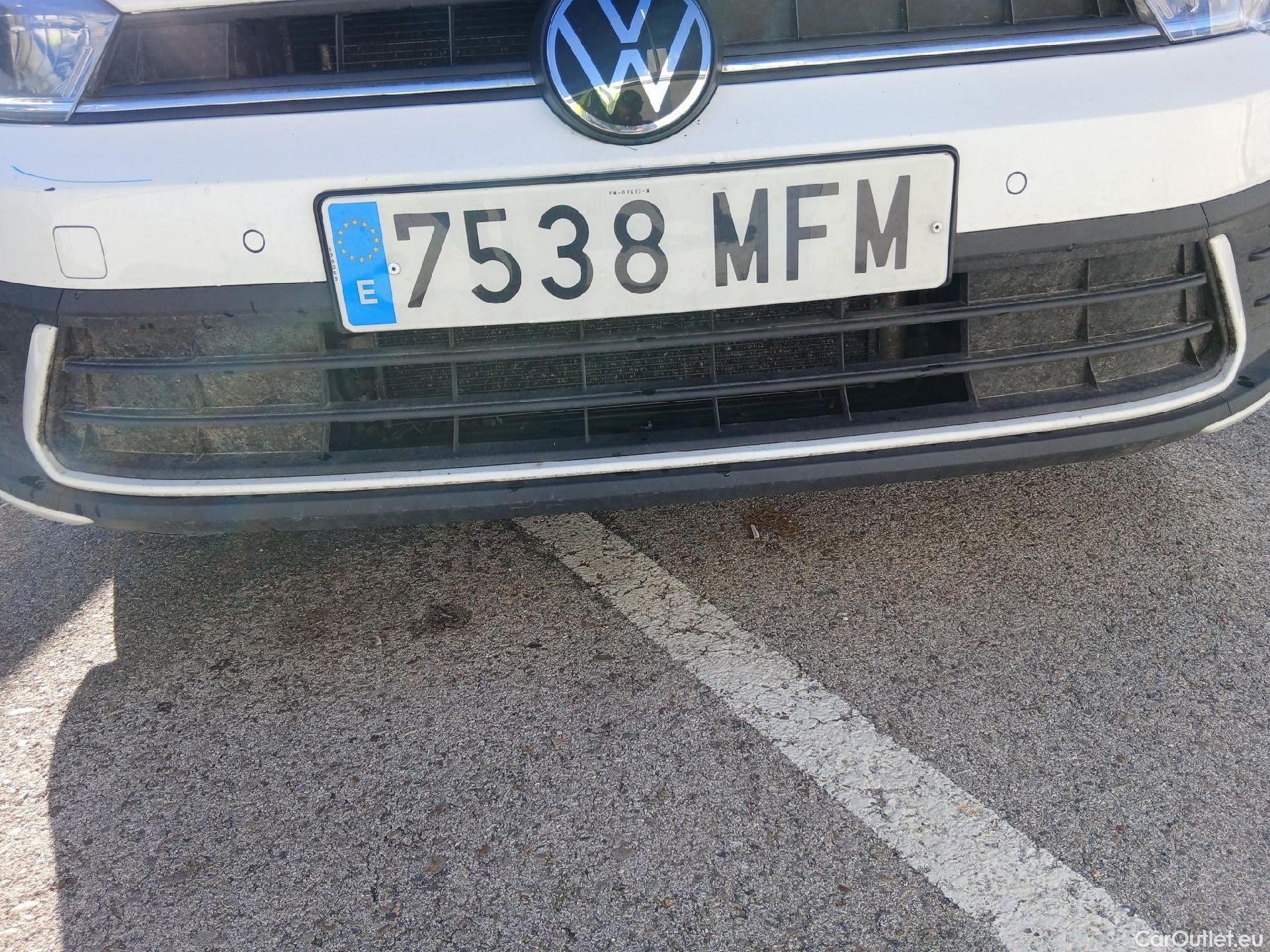  Volkswagen  Polo VOLKSWAGEN  / 2021 / 5P / berlina con portón Life 1.0 TSI 70kW (95CV) #6