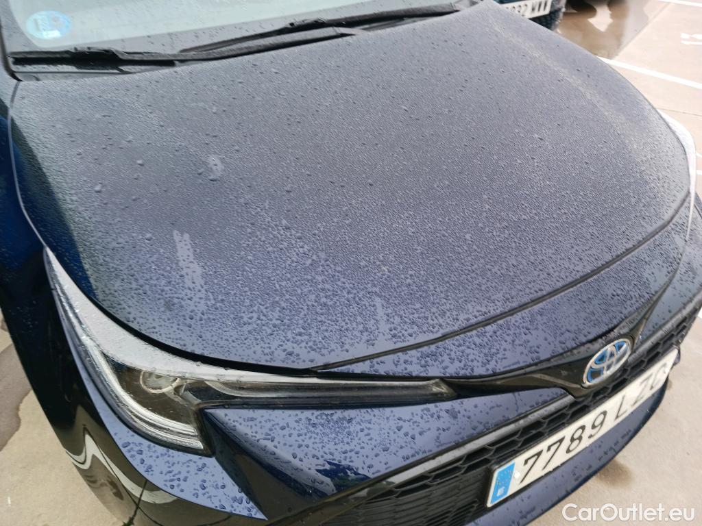  Toyota  Corolla TOYOTA  / 2019 / 5P / familiar 2.0 180H STYLE E-CVT TOURING SPORT #21