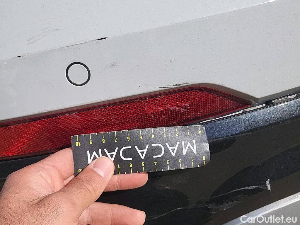  Audi  Q2 AUDI  / 2016 / 5P / todoterreno Design 30 TFSI 85kW (116CV) #21