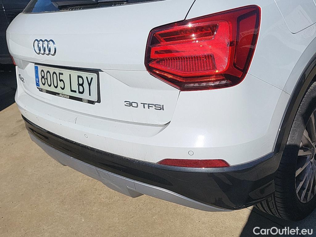  Audi  Q2 AUDI  / 2016 / 5P / todoterreno Design 30 TFSI 85kW (116CV) #18