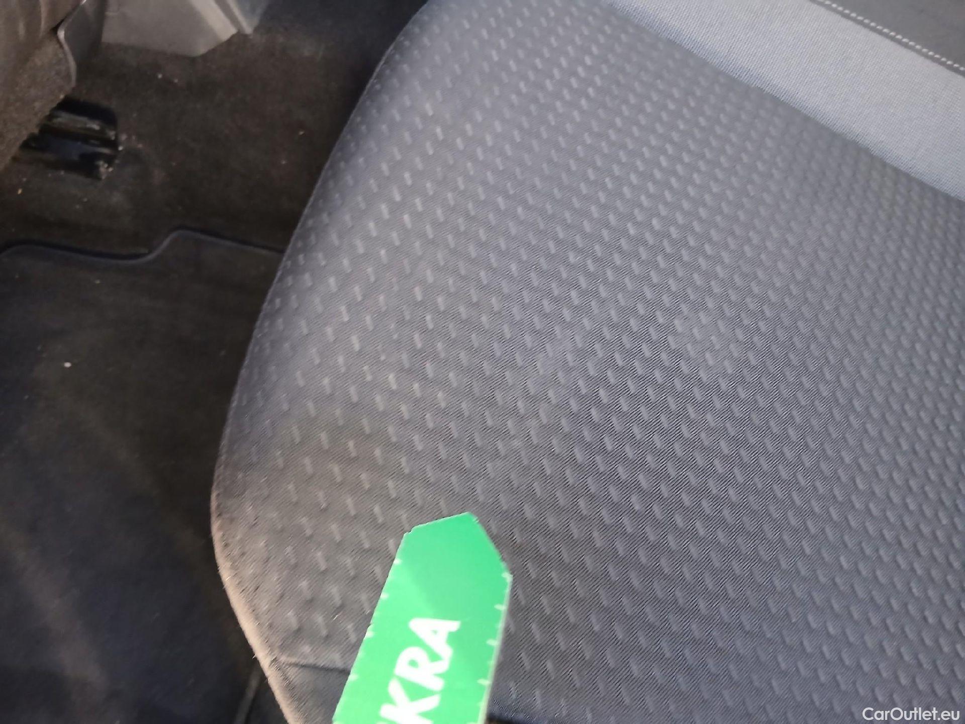  Volkswagen  Polo VOLKSWAGEN  / 2021 / 5P / berlina con portón Life 1.0 TSI 70kW (95CV) #15