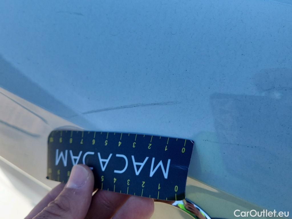  Audi  Q2 AUDI  / 2016 / 5P / todoterreno Design 30 TFSI 85kW (116CV) #2