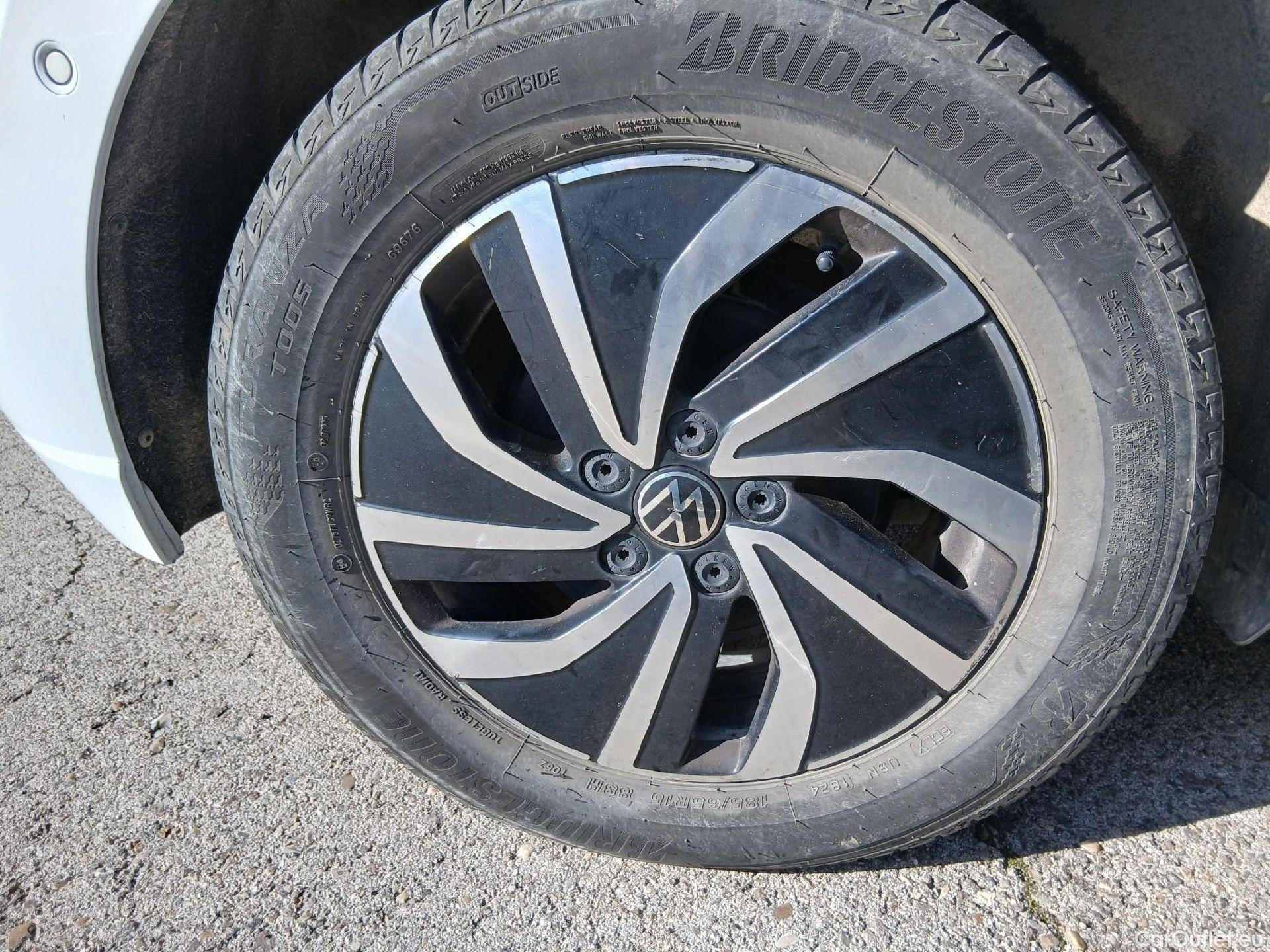  Volkswagen  Polo VOLKSWAGEN  / 2021 / 5P / berlina con portón Life 1.0 TSI 70kW (95CV) #33