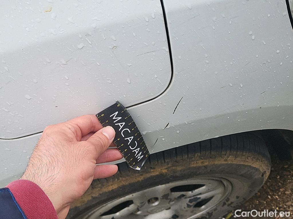  Dacia  Duster DACIA  / 2018 / 5P / todoterreno Essent. Blue dCi 85kW (115CV) 4X2 #12