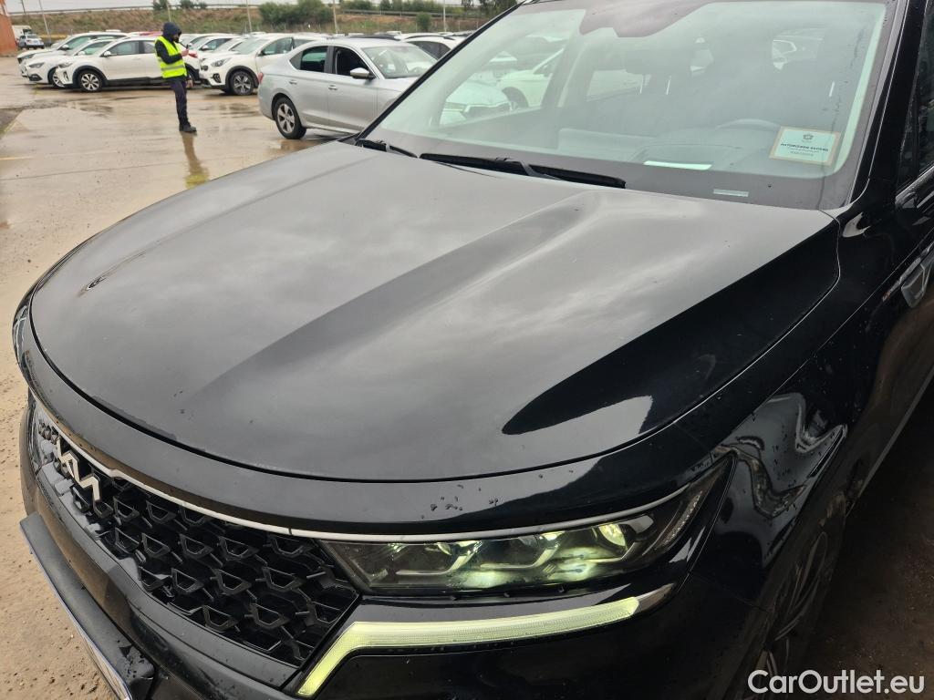  KIA  Sorento KIA  / 2020 / 5P / todoterreno 1.6 T-GDi HEV Plus Edition 4x2 7pl(SP) #18