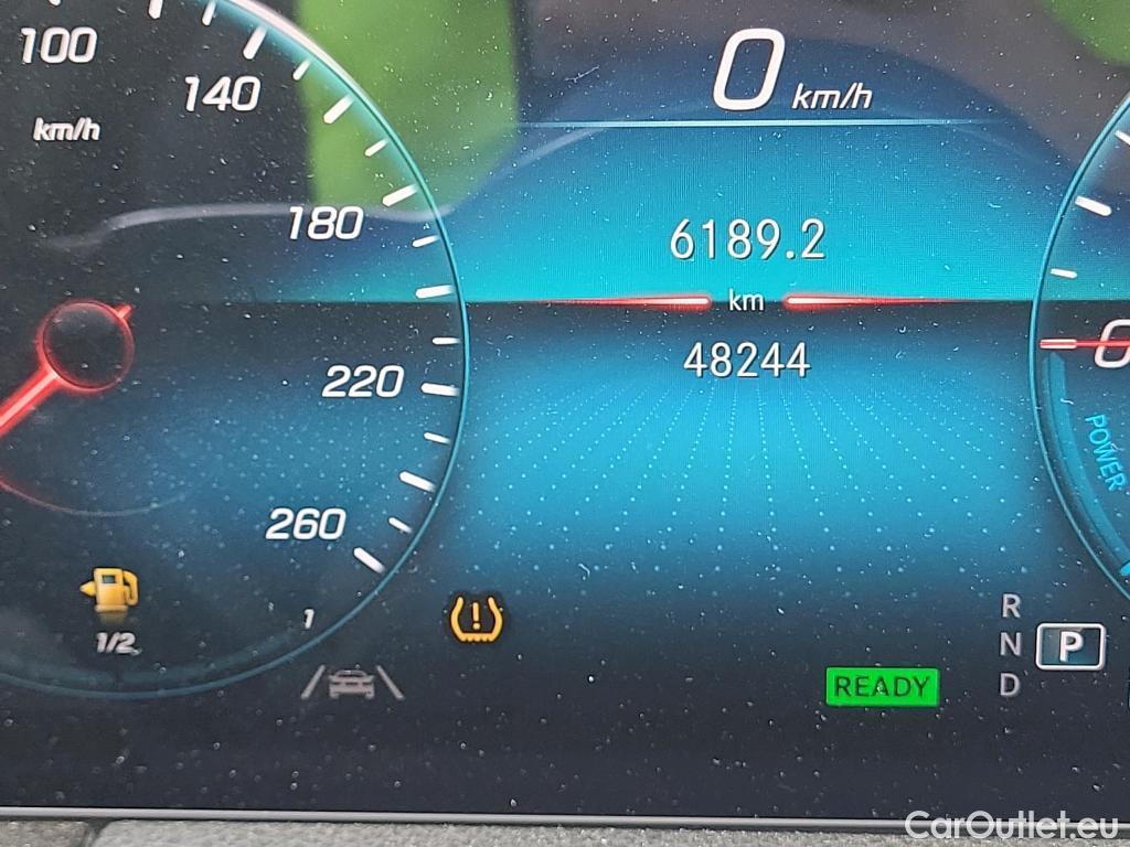  Mercedes  GLA MERCEDES-BENZ  / 2020 / 5P / todoterreno  250 e #12