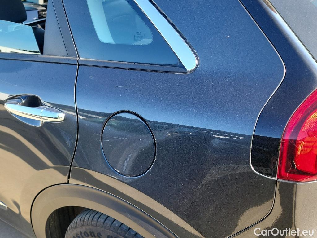  KIA  Niro KIA  / 2019 / 5P / crossover 1.6 GDi PHEV 104kW (141CV) Drive #12