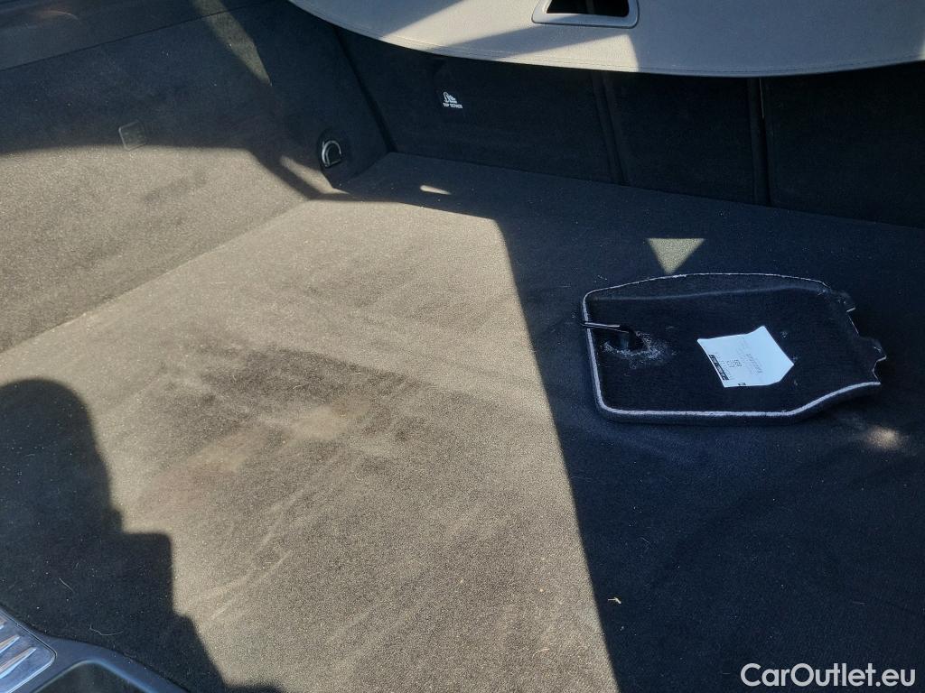  Mercedes  G-Klasee MERCEDES-BENZ GLE / 2018 / 5P / todoterreno GLE 350 de 4MATIC (Híbrido Enchufable) #2