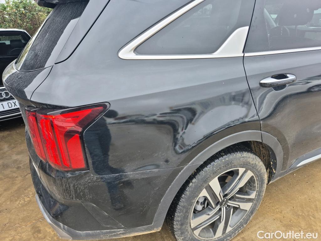  KIA  Sorento KIA  / 2020 / 5P / todoterreno 1.6 T-GDi HEV Plus Edition 4x2 7pl(SP) #24