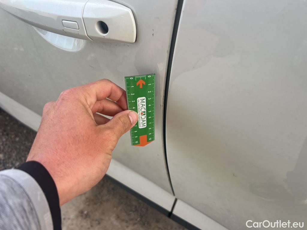  Nissan  Qashqai NISSAN  / 2021 / 5P / todoterreno DIG-T 116kW (158CV) mHEV Xtronic Acenta (AC2) #7