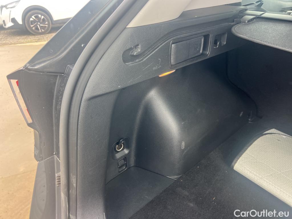  KIA  Sportage KIA  / 2022 / 5P / todoterreno 1.6 T-GDi 110kW (150CV) Concept 4x2 #21