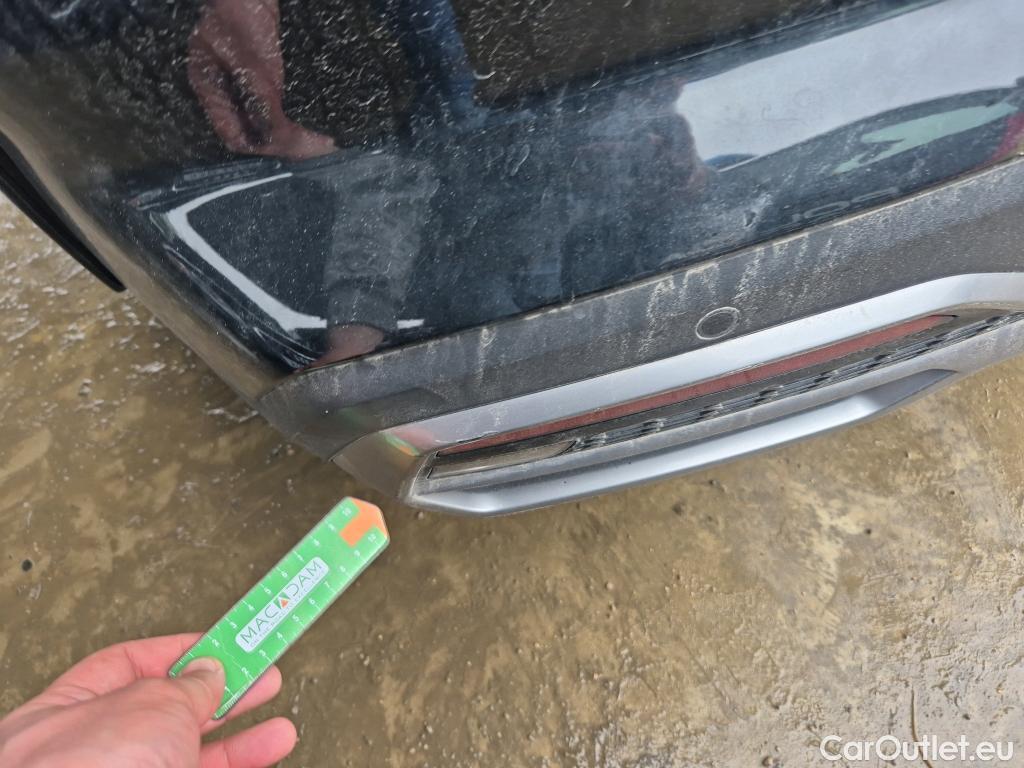  KIA  Sorento KIA  / 2020 / 5P / todoterreno 1.6 T-GDi HEV Plus Edition 4x2 7pl(SP) #31