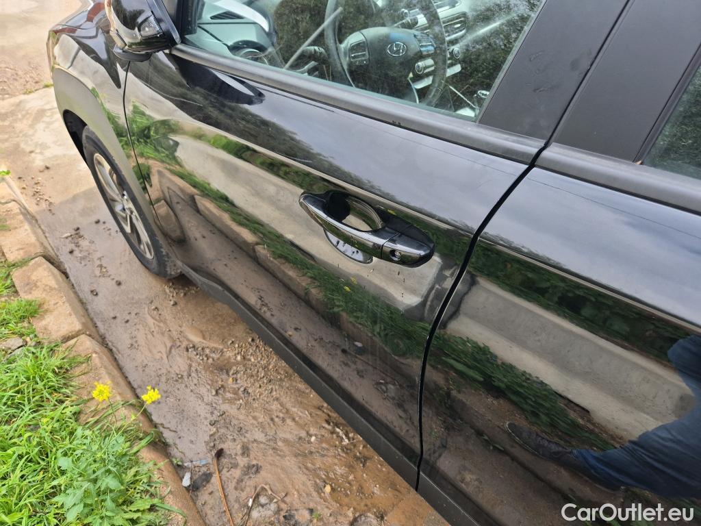  Hyundai  Konna HYUNDAI Kona / 2020 / 5P / todoterreno 1.6 GDI HEV Maxx DCT #1