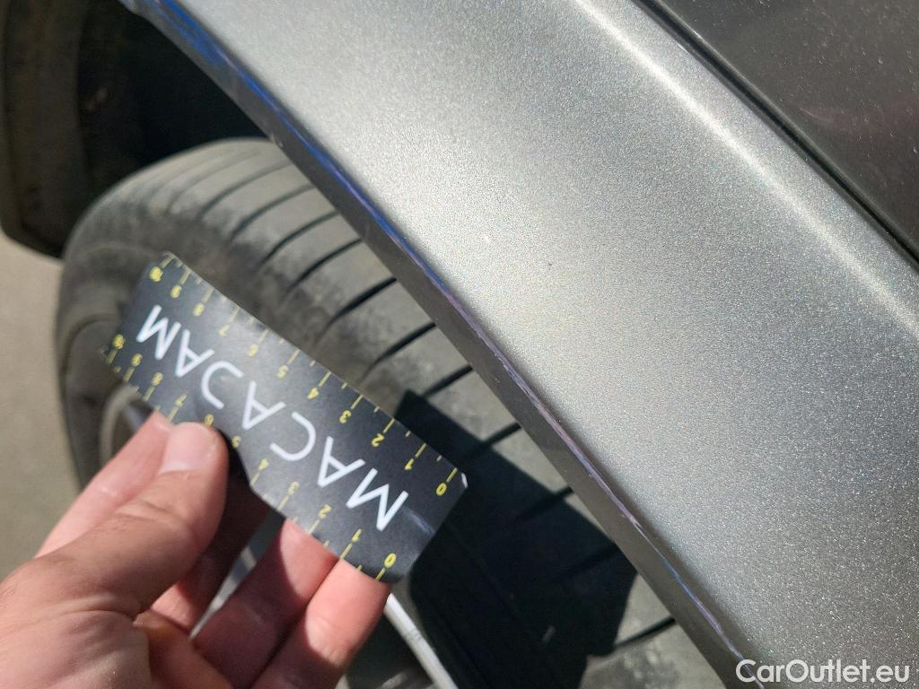  Mercedes  G-Klasee MERCEDES-BENZ GLE / 2018 / 5P / todoterreno GLE 350 de 4MATIC (Híbrido Enchufable) #24