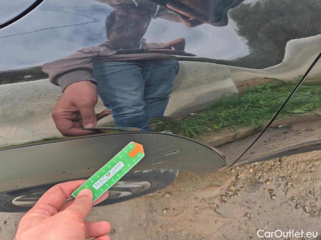  Hyundai  Konna HYUNDAI Kona / 2020 / 5P / todoterreno 1.6 GDI HEV Maxx DCT #4