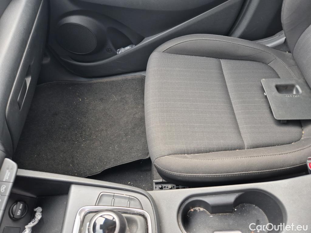  Hyundai  Konna HYUNDAI Kona / 2020 / 5P / todoterreno 1.6 GDI HEV Maxx DCT #8