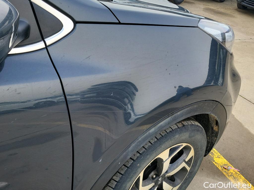  KIA  Sportage KIA  1.6MHEV Drive 100kW(136CV) 4x2(Crist Tintados) #17