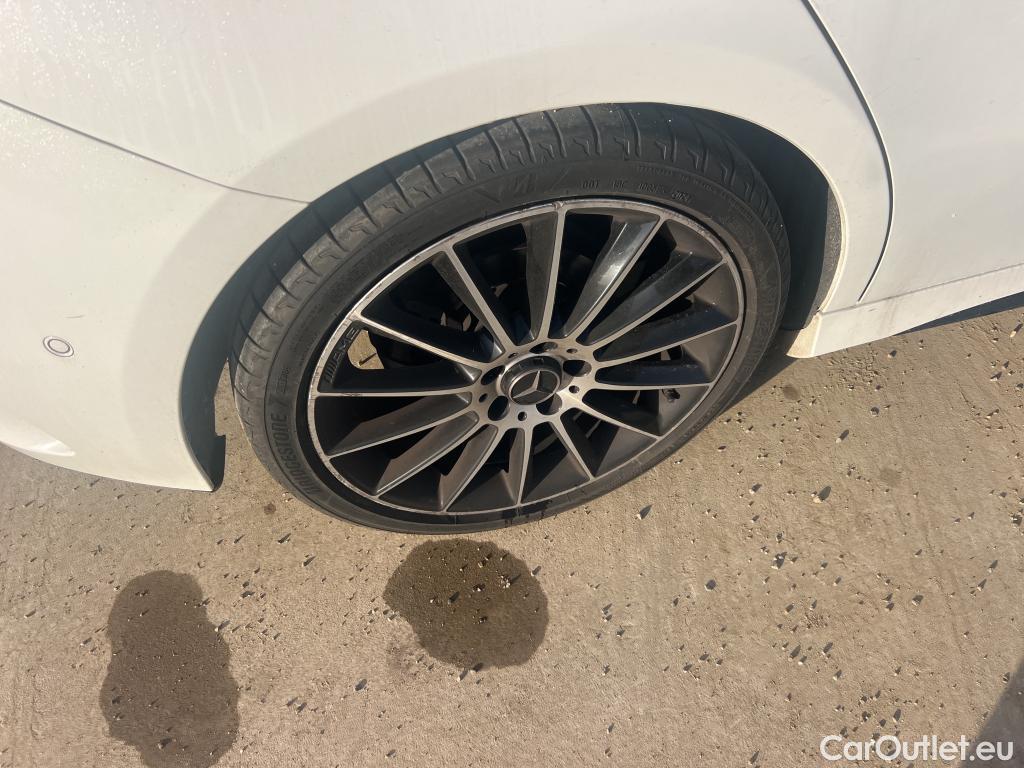  Mercedes  A-Klasse MERCEDES-BENZ Clase A / 2018 / 5P / berlina con portón A 180 d #9