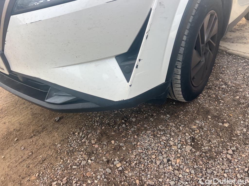  Nissan  Qashqai NISSAN  / 2021 / 5P / todoterreno DIG-T 116kW (158CV) mHEV Xtronic Acenta (AC2) #19