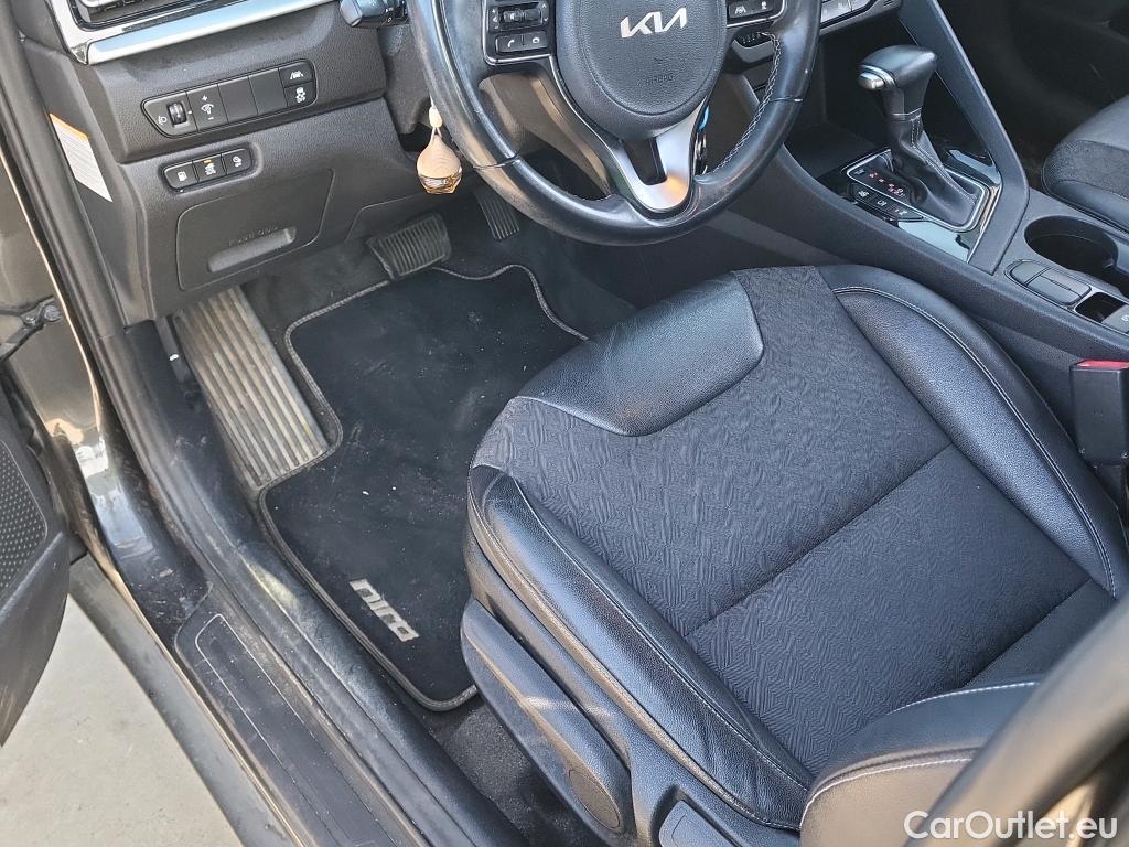  KIA  Niro KIA  / 2019 / 5P / crossover 1.6 GDi PHEV 104kW (141CV) Drive #37