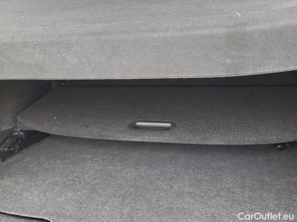  Nissan  Qashqai NISSAN  / 2021 / 5P / todoterreno DIG-T 116kW Xtronic N-Connecta (Skyline) #19