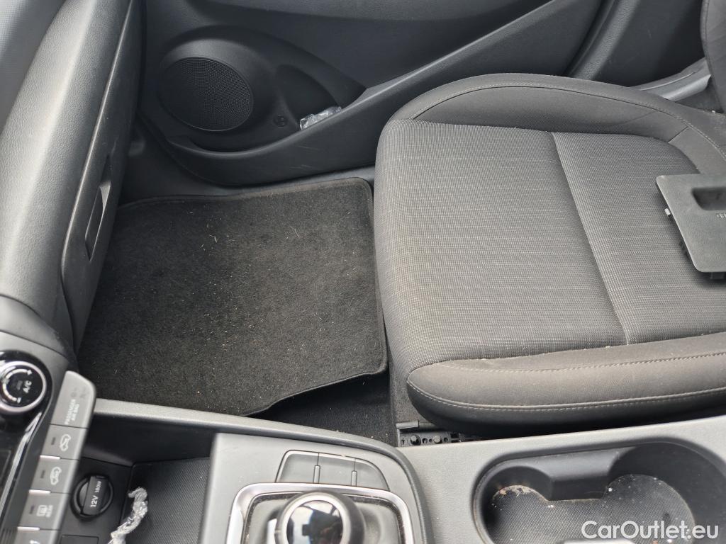  Hyundai  Konna HYUNDAI Kona / 2020 / 5P / todoterreno 1.6 GDI HEV Maxx DCT #32