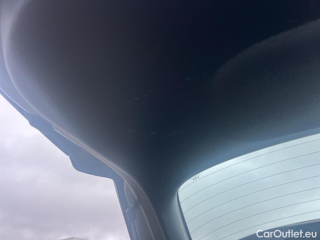  KIA  Sportage KIA  / 2022 / 5P / todoterreno 1.6 T-GDi 110kW (150CV) Concept 4x2 #23