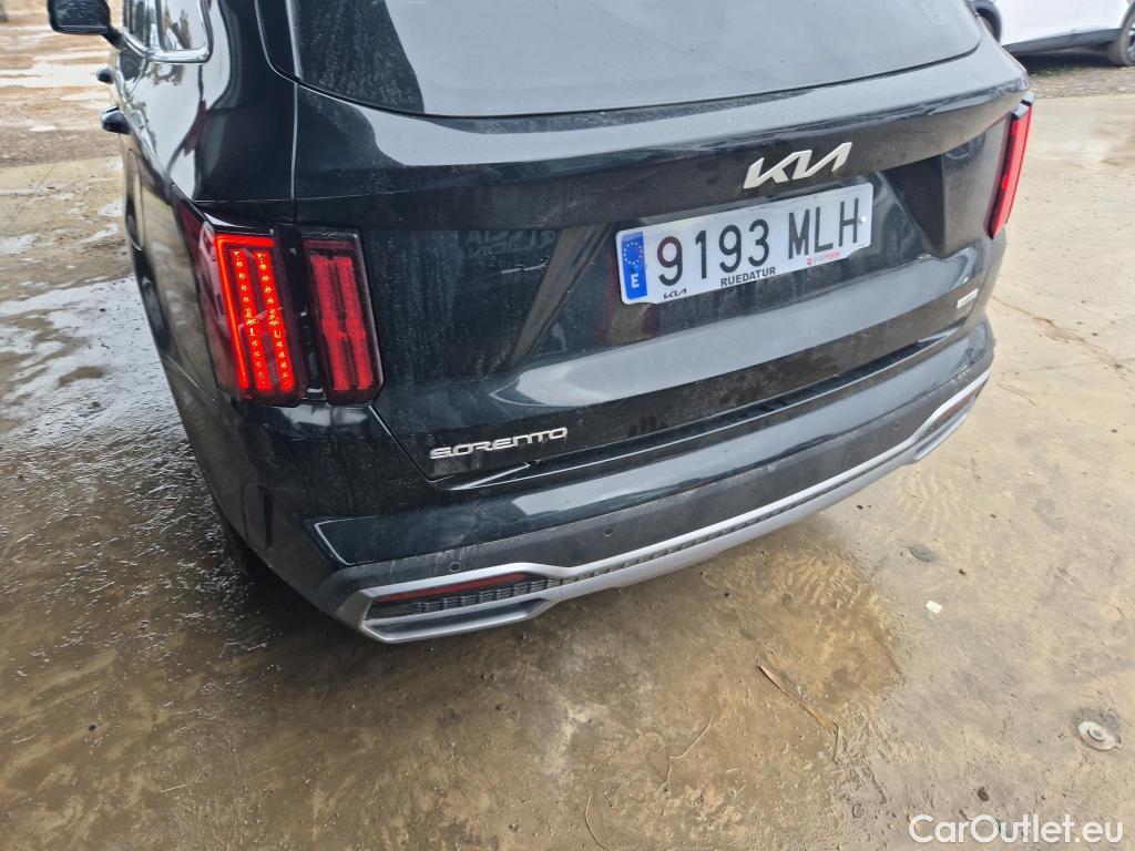  KIA  Sorento KIA  / 2020 / 5P / todoterreno 1.6 T-GDi HEV Plus Edition 4x2 7pl(SP) #26