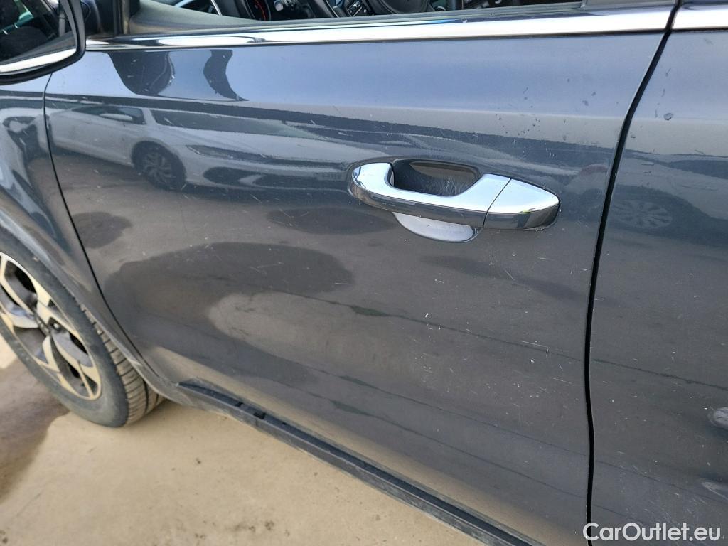  KIA  Sportage KIA  1.6MHEV Drive 100kW(136CV) 4x2(Crist Tintados) #3