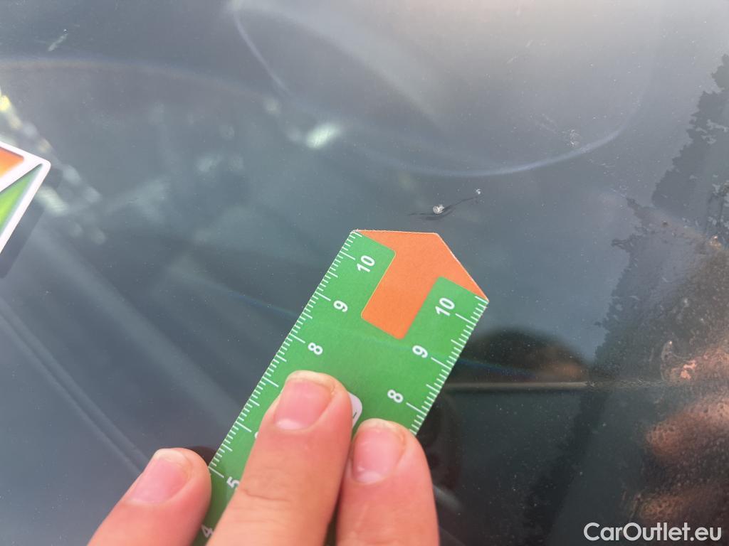  Mercedes  A-Klasse MERCEDES-BENZ Clase A / 2018 / 5P / berlina con portón A 180 d #2