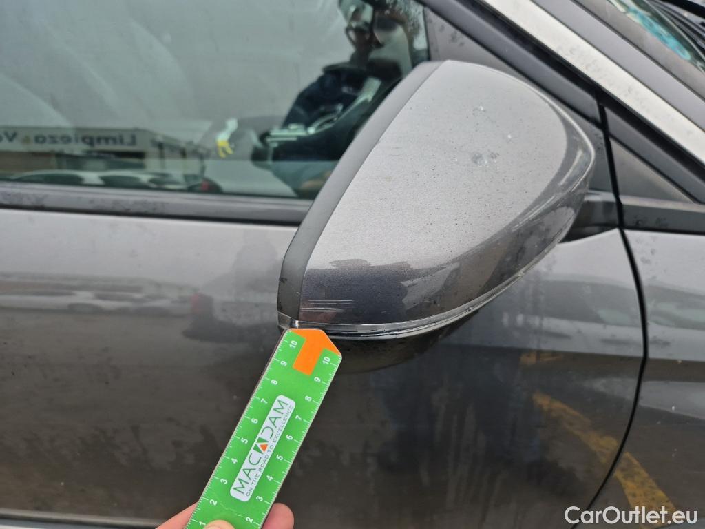  Peugeot  3008 PEUGEOT  / 2020 / 5P / todoterreno 1.5 BlueHDi 96kW (130CV) S&S Allure EAT8 #27