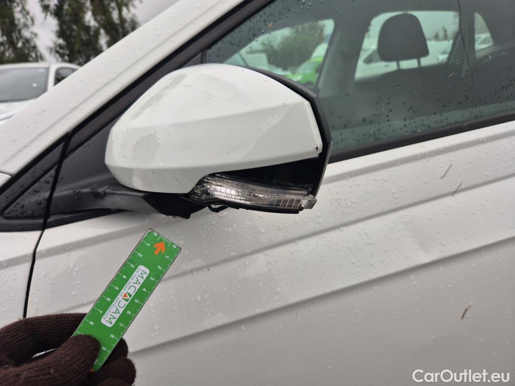  Volkswagen  Polo VOLKSWAGEN  / 2021 / 5P / berlina con portón Life 1.0 TSI 70kW (95CV) #2