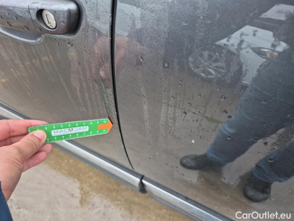  Peugeot  3008 PEUGEOT  / 2020 / 5P / todoterreno 1.5 BlueHDi 96kW (130CV) S&S Allure EAT8 #6