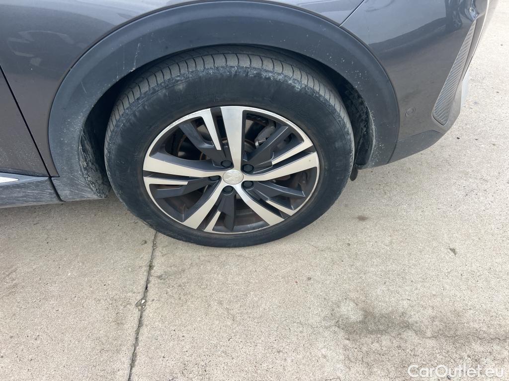  Peugeot  3008 PEUGEOT  Hybrid / 2020 / 5P / todoterreno 225 e-EAT8 Allure (AC2) #4