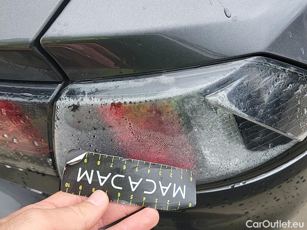  Peugeot  508 PEUGEOT  / 2018 / 5P / berlina con portón 5P Active Pack BlueHDi 130 S&S EAT8 (AC) #2