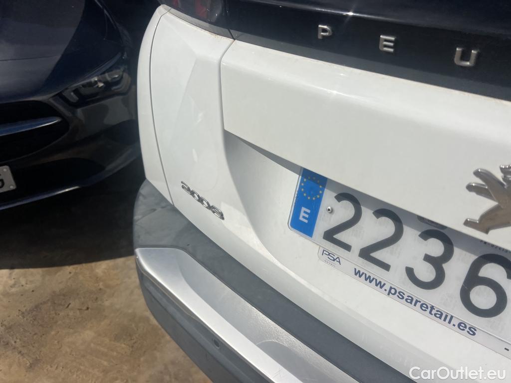  Peugeot  2008 PEUGEOT  / 2019 / 5P / todoterreno Active BlueHDI 81kW (110CV) #4
