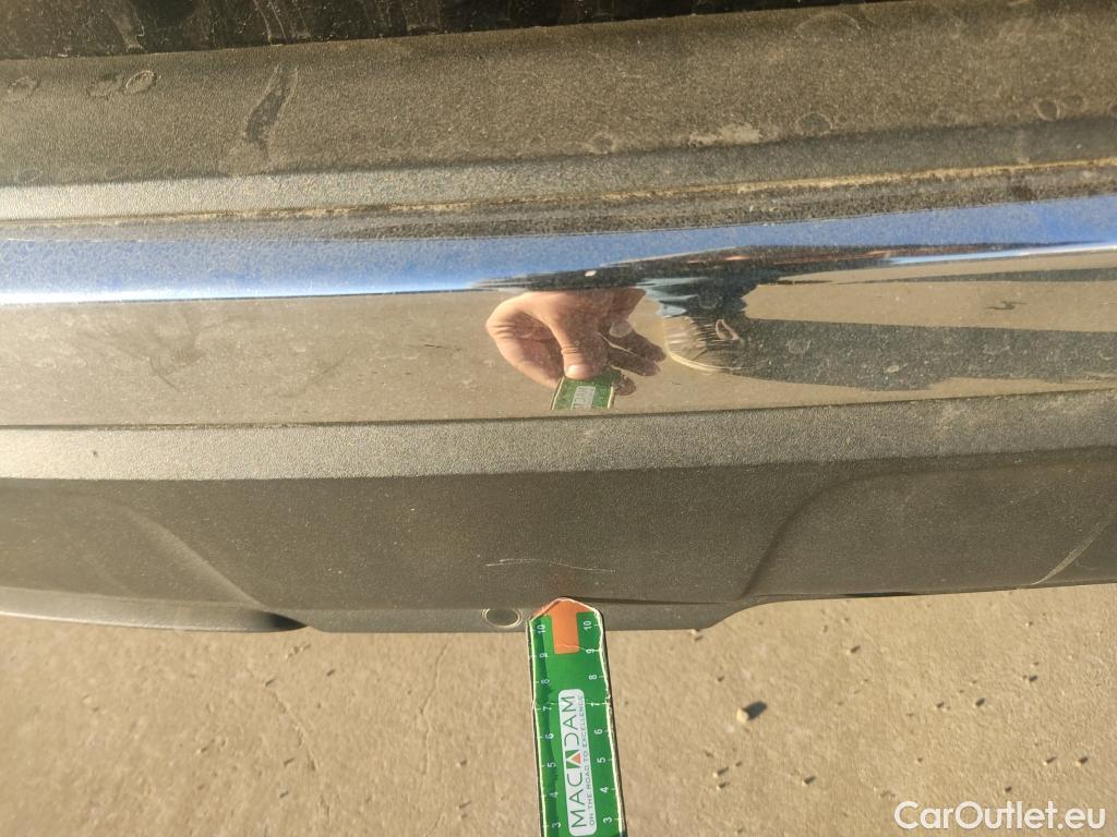  Peugeot  3008 PEUGEOT  / 2020 / 5P / todoterreno 1.5 BlueHDi 96kW S&S Allure Pack EAT8 #26