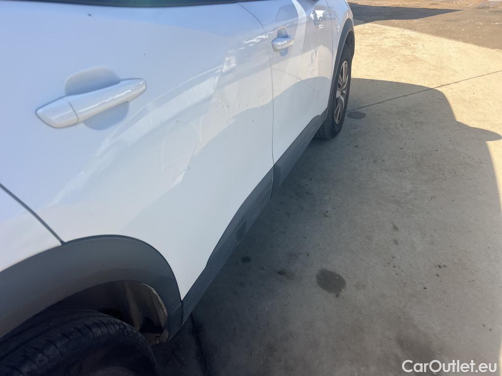  Peugeot  2008 PEUGEOT  / 2019 / 5P / todoterreno Active BlueHDI 81kW (110CV) #5