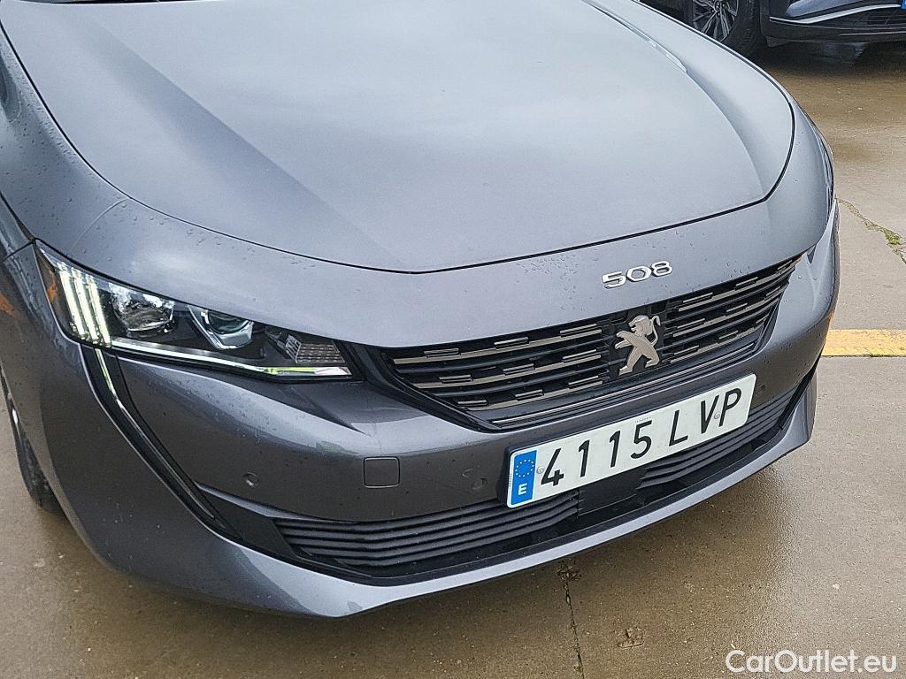  Peugeot  508 PEUGEOT  / 2018 / 5P / berlina con portón 5P Active Pack BlueHDi 130 S&S EAT8 (AC) #18