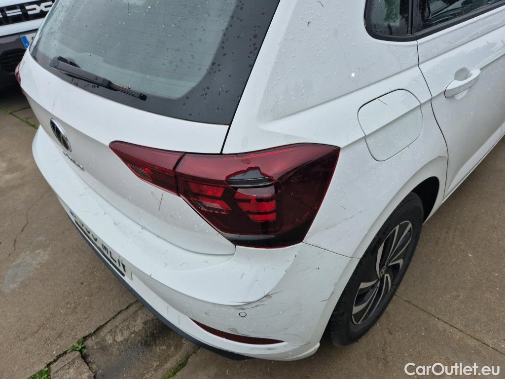  Volkswagen  Polo VOLKSWAGEN  / 2021 / 5P / berlina con portón Life 1.0 TSI 70kW (95CV) #4