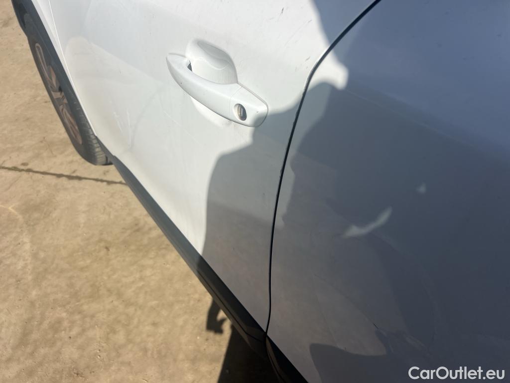  Peugeot  2008 PEUGEOT  / 2019 / 5P / todoterreno Active BlueHDI 81kW (110CV) #7